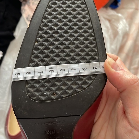 Cranberry/wine red heels - Picture 8 of 8